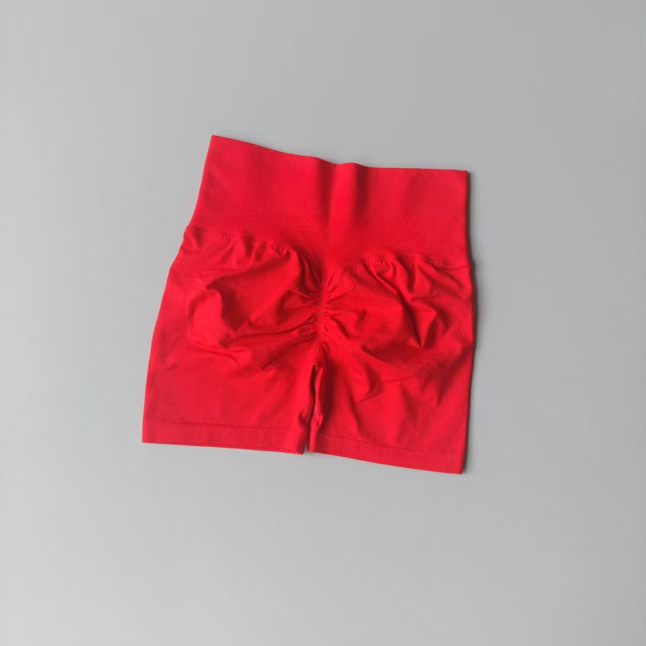 Shorts Feminino Cintura Alta e Aperto de Cintura