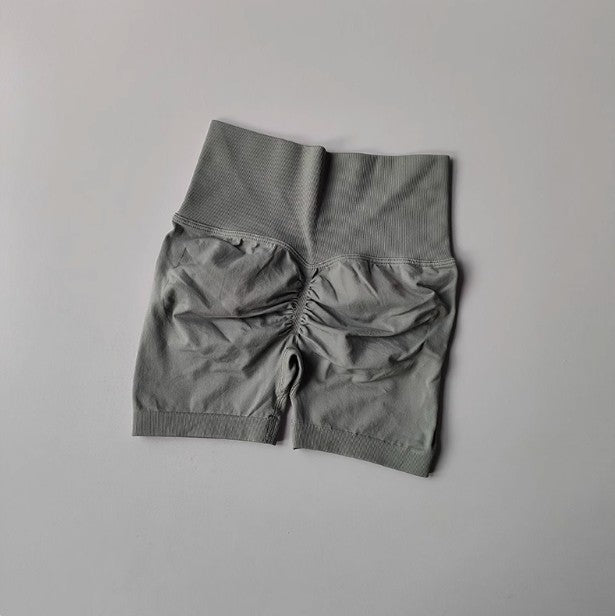 Shorts Feminino Cintura Alta e Aperto de Cintura
