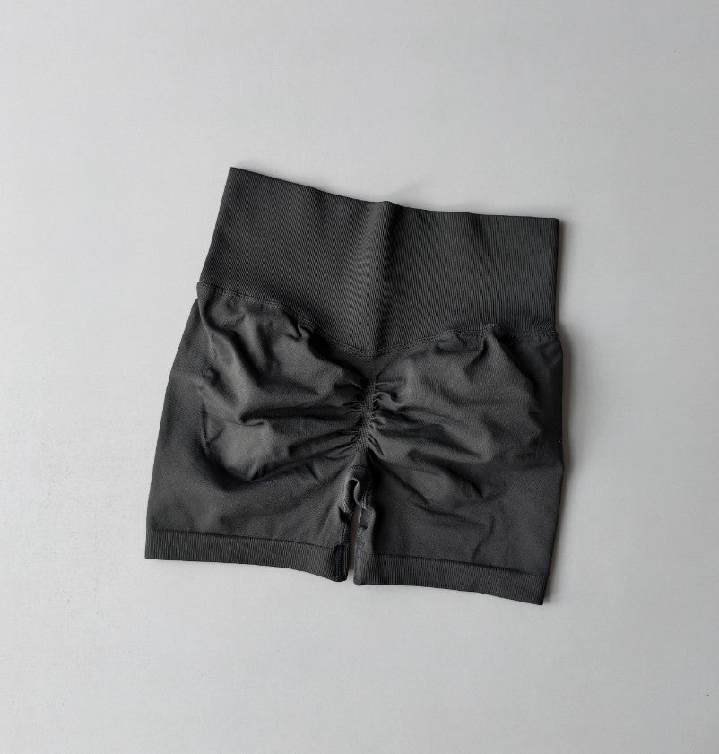 Shorts Feminino Cintura Alta e Aperto de Cintura