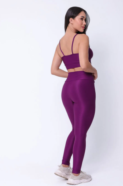 Conjunto Legging Canelado de Compressão Beterraba