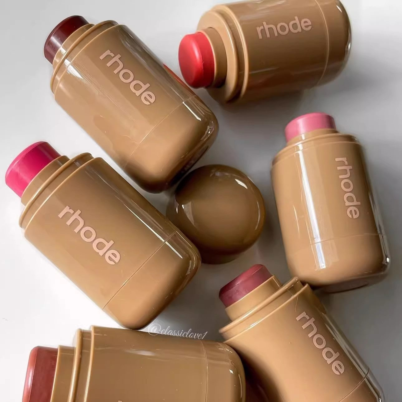 Blush em Bastão – Hidratante e Duradoura RHODE