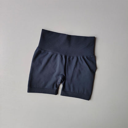 Shorts Feminino Cintura Alta e Aperto de Cintura