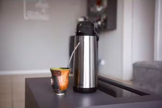 Garrafa térmica Lúmina 1.8L (pressão) Termolar PT 1 UN